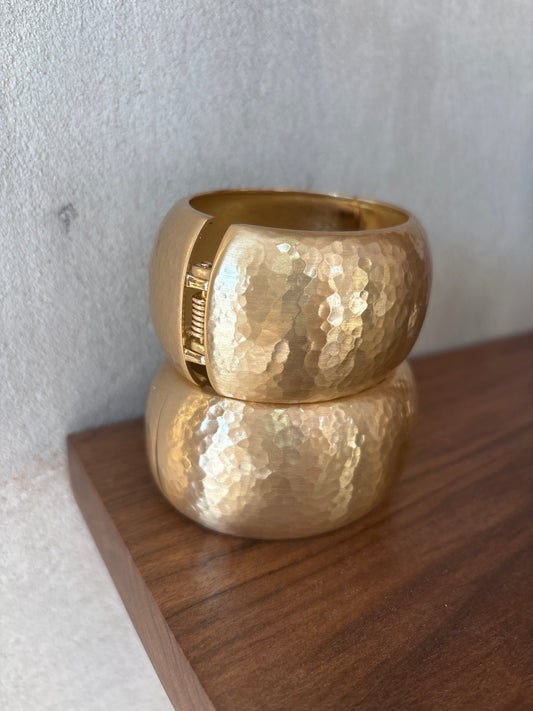Brazalete grueso dorado