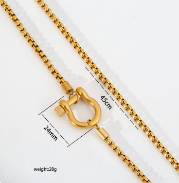 Collar herradura